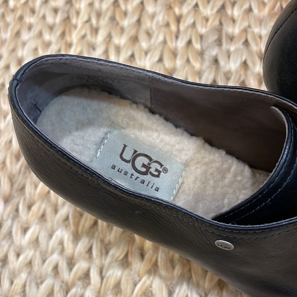 Ugg Booties Size 6 1/2 - Picture 3 of 5